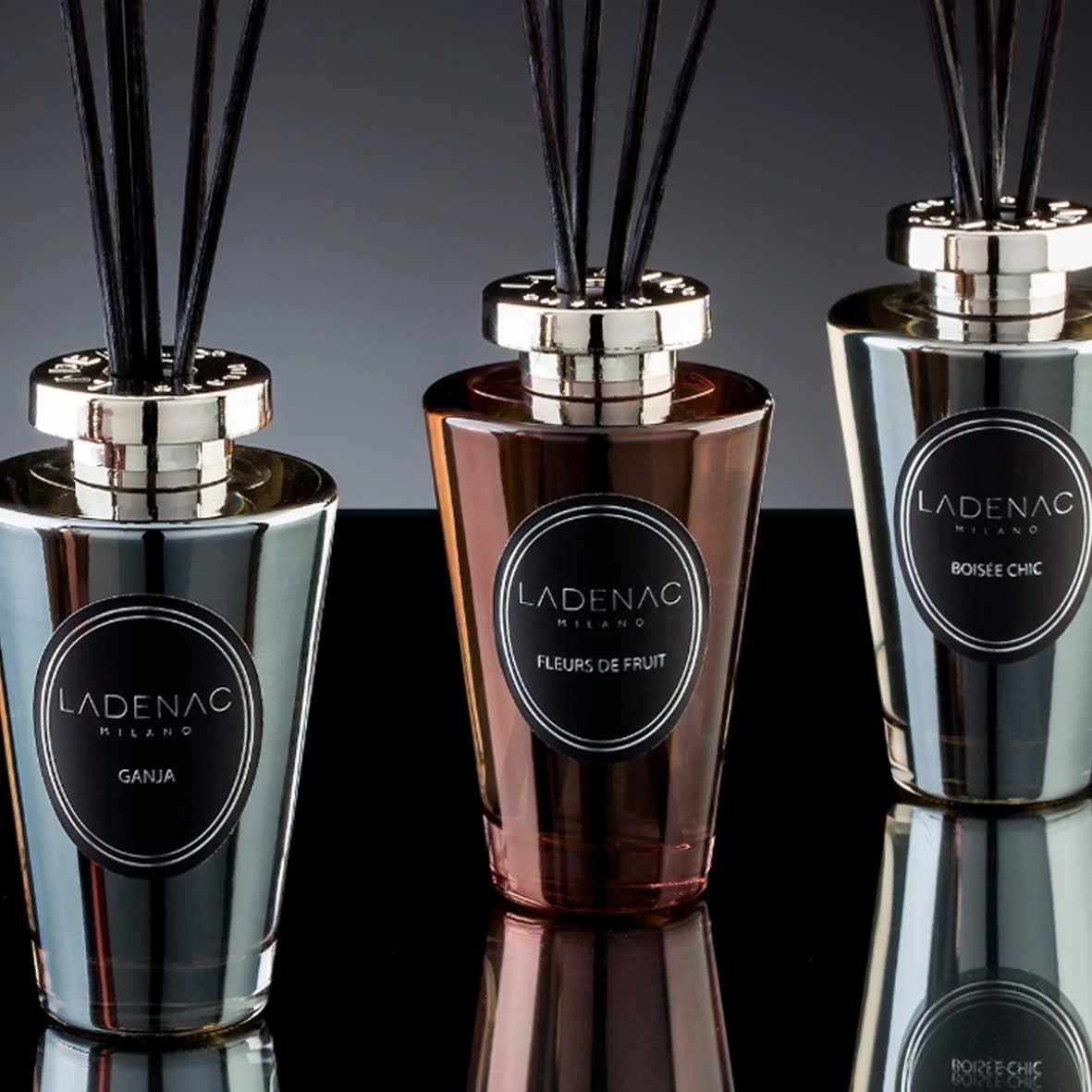 Diffuseur De Parfum Battonet Ladenac - Coffret Urban Senses - Boisée Chic - 180 Ml Ladenac - 02000300031 4 Diffuseur De Parfum Battonet Ladenac - Coffret Urban Senses - Boisée Chic - 180 Ml Ladenac - 02000300031 – Image 2