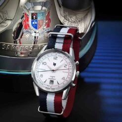 Montre Lip Dauphine 670011- Homme - Cadran Blanc- 40 Mm - Acier Inoxydable -Accessoires De Mode ori montre lip dauphine 670011 homme cadran blanc 40 mm acier inoxydable 37935 51294