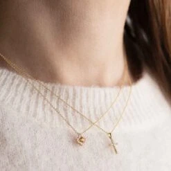 Pendentif Croix Diamants One More - Ischia - 051821A -Accessoires De Mode ori pendentif croix diamants one more ischia 051821a 39167 65498