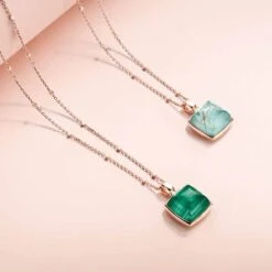 Pendentif Pantelleria Quartz Et éméraude Sur Nacre Et Diamants One More - Pantelleria - 062373E 9 Pendentif Pantelleria Quartz Et éméraude Sur Nacre Et Diamants One More - Pantelleria - 062373E -Accessoires De Mode ori pendentif pantelleria quartz et emeraude sur nacre et diamants one more pantelleria 062373e 37018 48456